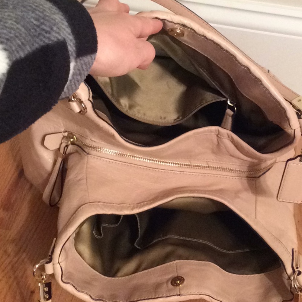 Authentic Coach purse - Picture 2 of 8
